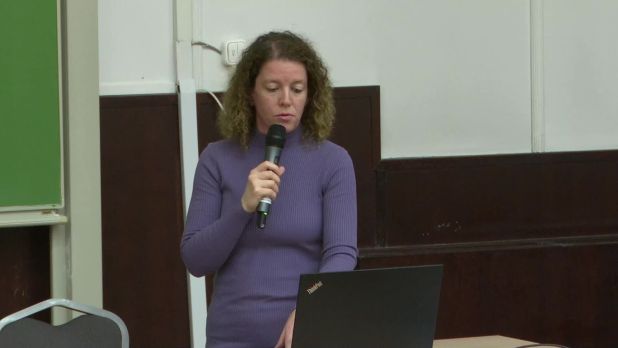 A digitális kritikai szövegkiadások kihívásai és lehetőségei 